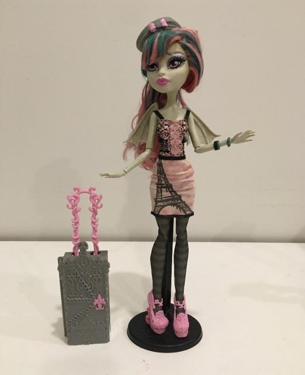 Monster high gargoyle girl 2025