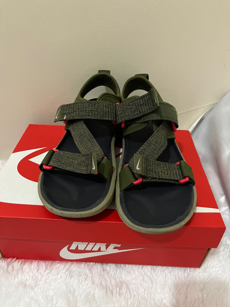 Nike Vista Sandals, Women's Fashion, Footwear, Flats & Sandals on Carousell