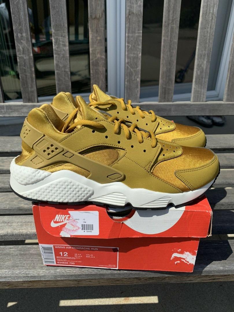 Nike huarache shop bronzine womens