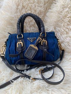 (Category: ) located in . Submitted by raila.bags (Listing ID 1176815763, Image 1). Description: .
