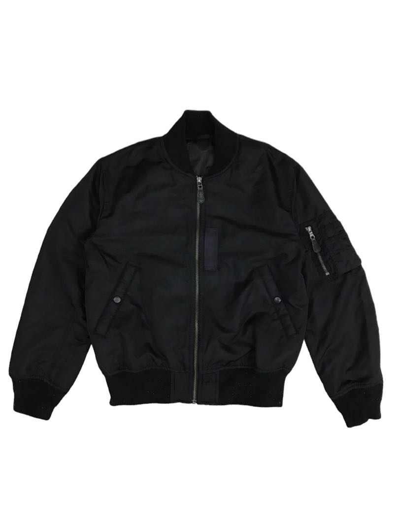 Original Uniqlo gu bomber, Men's Fashion, Coats, Jackets and Outerwear ...