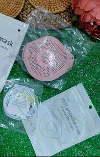 Pink Reusable Silicone KN95 Mask with mask holder and Replacement Filters pink
