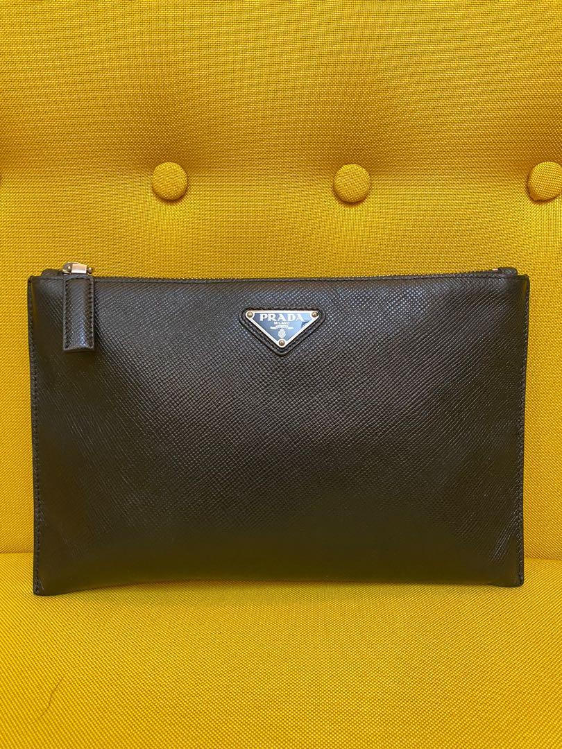 Prada saffiano deals clutch bag