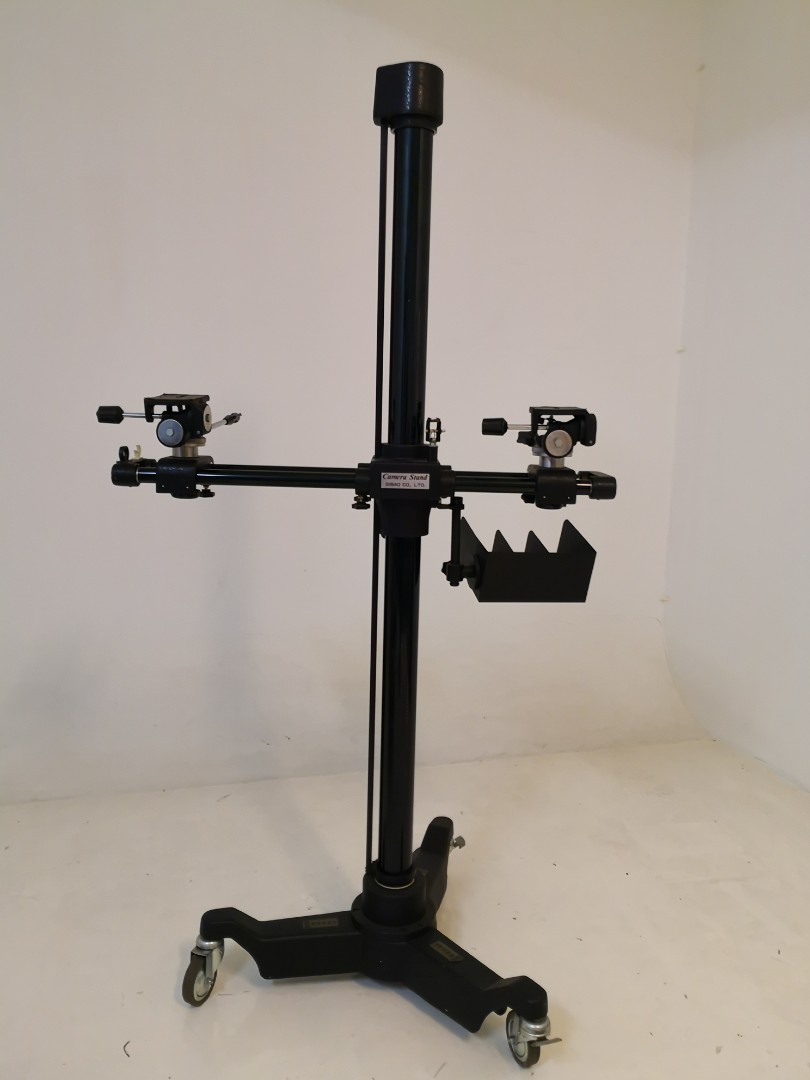 Professional Photo Studio Cameras Stand, Photography, Cameras on Carousell