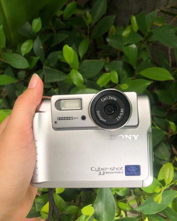 Rare Sony Cybershot DSC F55V, Photography, Cameras on Carousell