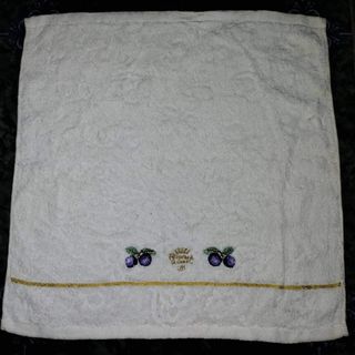 (Category: ) located in . Submitted by mmmdshop (Listing ID 1176798184, Image 1). Description: .