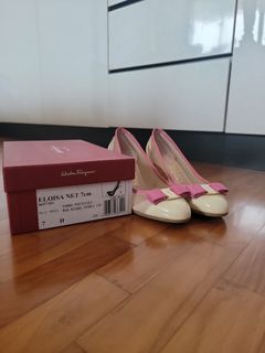 (Category: ) located in . Submitted by carolinekim (Listing ID 1176724724, Image 1). Description: .
