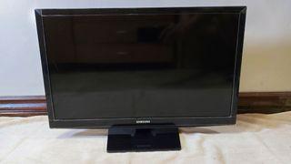 TV - SamSung 24" HD Flat TV H4003