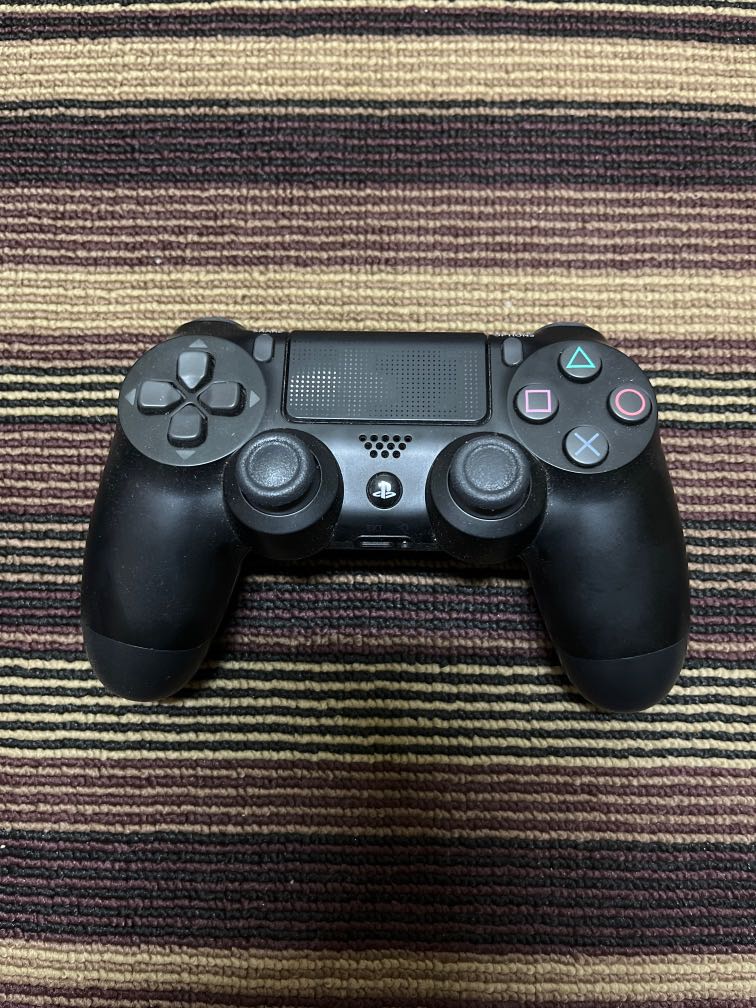 Sony PS4 controller Original, Video Gaming, Gaming Accessories, Controllers  on Carousell