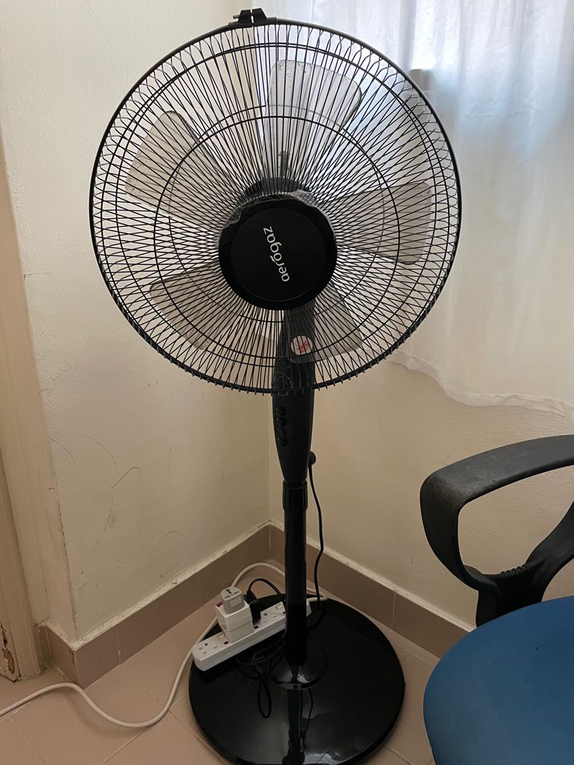 Standing Fan, Furniture & Home Living, Lighting & Fans, Fans on Carousell