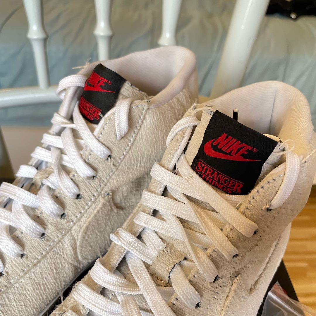 Upside down cheap nike blazer