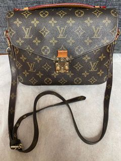 (Kategori: ) berada di . Dikirim oleh yk_stuff2 (ID iklan 1176673358, Gambar 1). Deskripsi: .