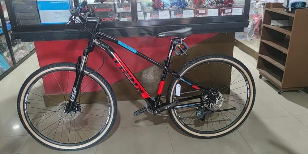 TRINX Q1000 QUEST