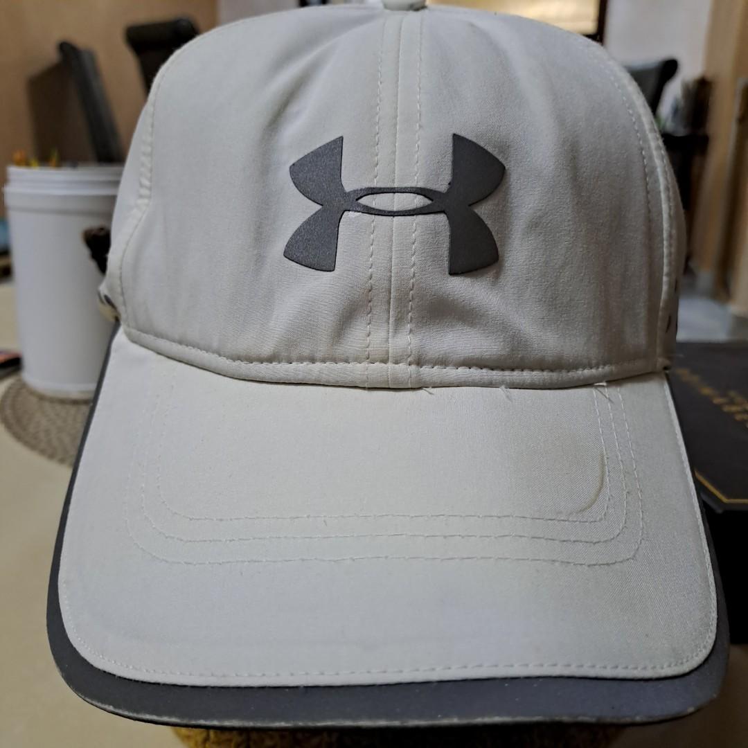 Under Armour Cap All Black, Men's Fashion, Watches & Accessories, Cap &  Hats on Carousell