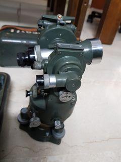 Vintage Hilger & Watts Theidolite
