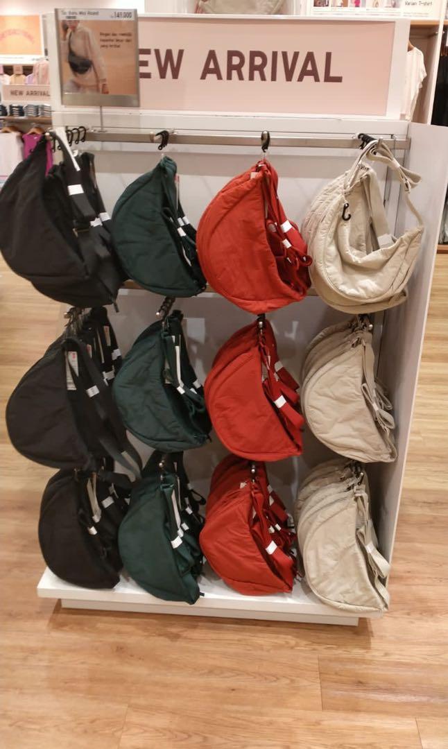Waist bag discount uniqlo