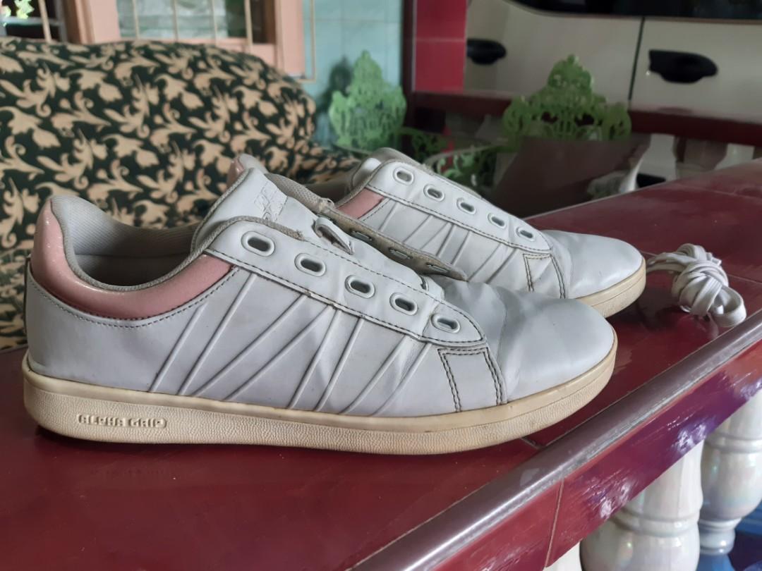 World Balance Alpha Grip White Shoes Women s Fashion Footwear