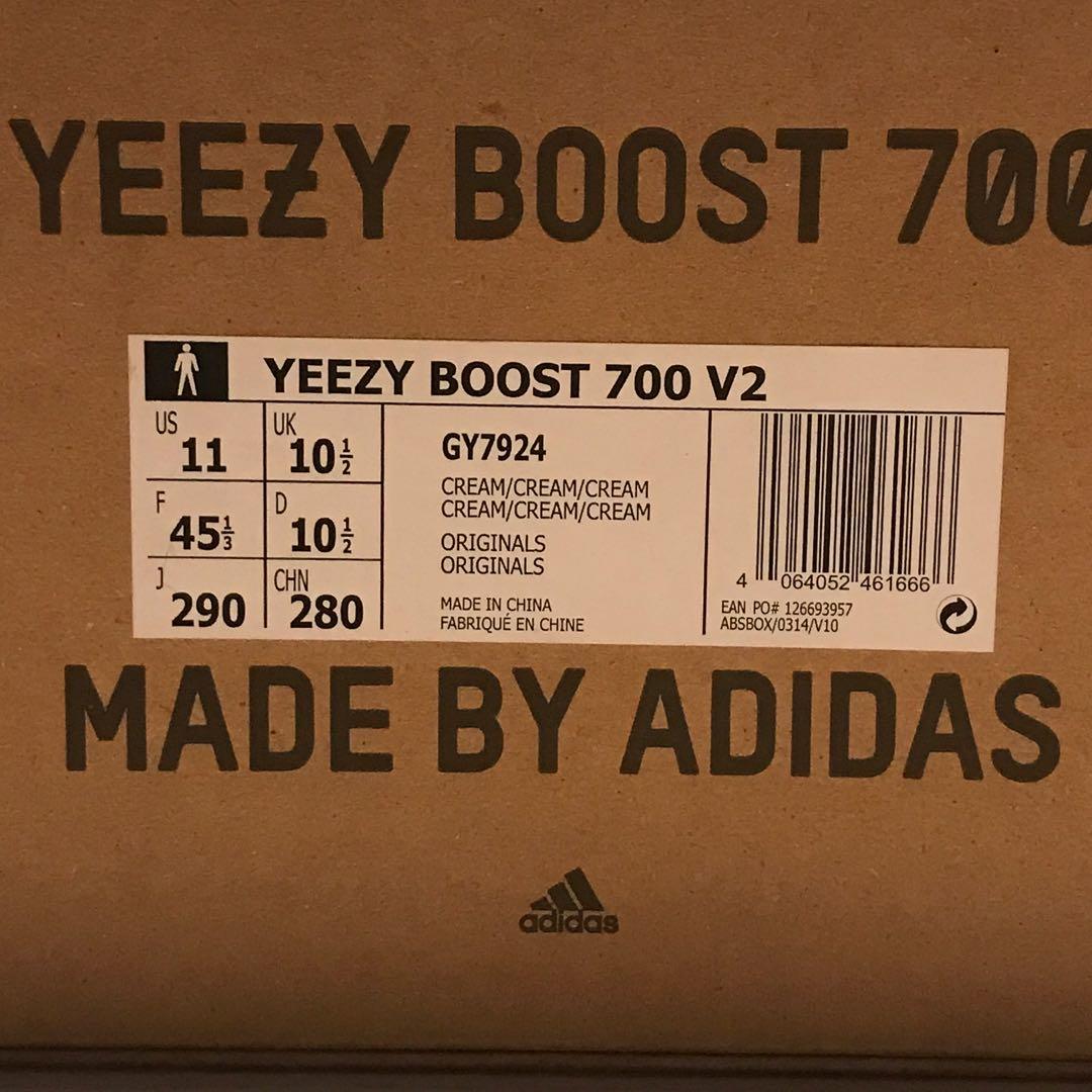 Yeezy 700 V2 Cream Static, US 11, Ori, Adidas, Fesyen Pria, Sepatu ,  Sneakers di Carousell