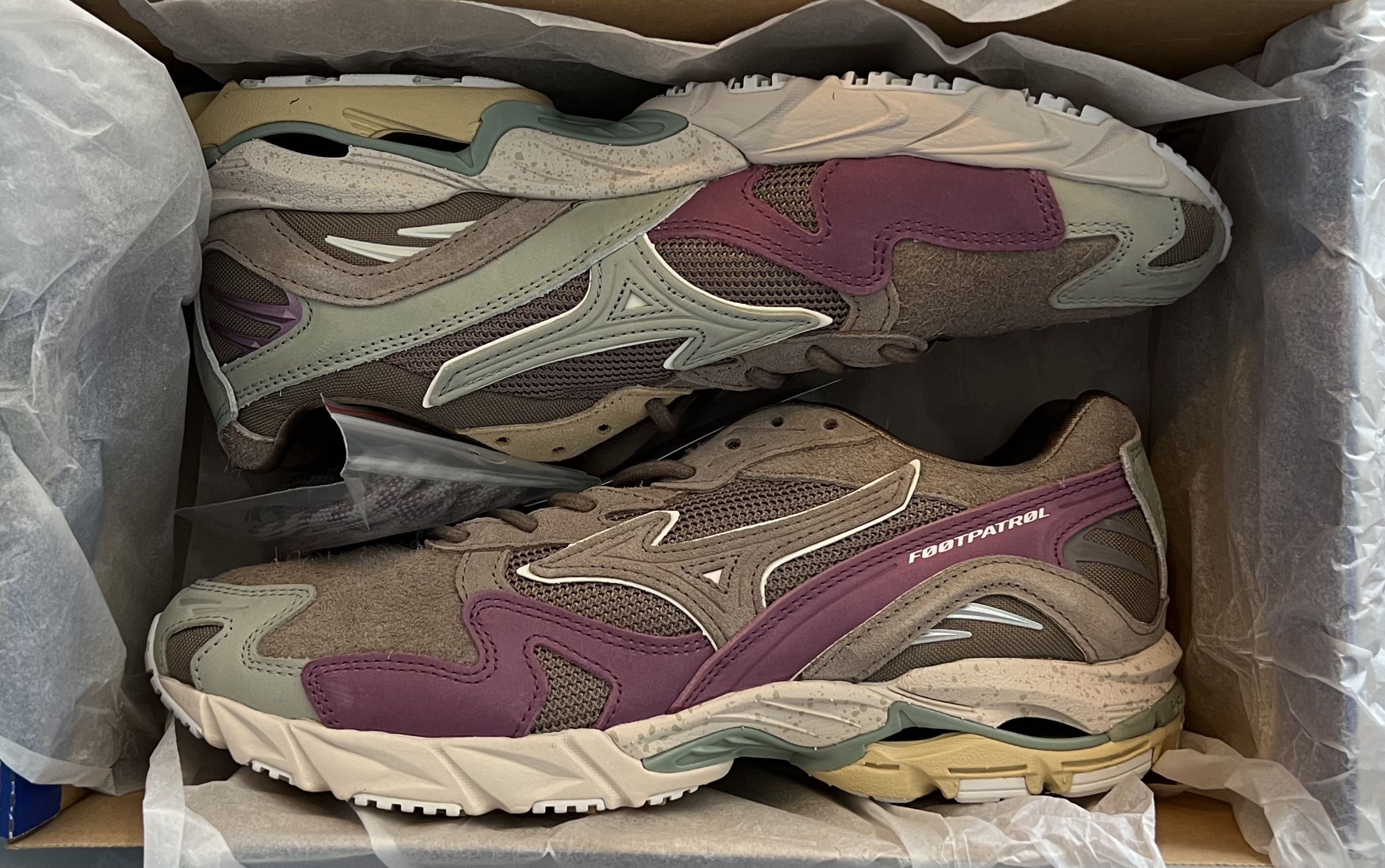 Mizuno sales x footpatrol