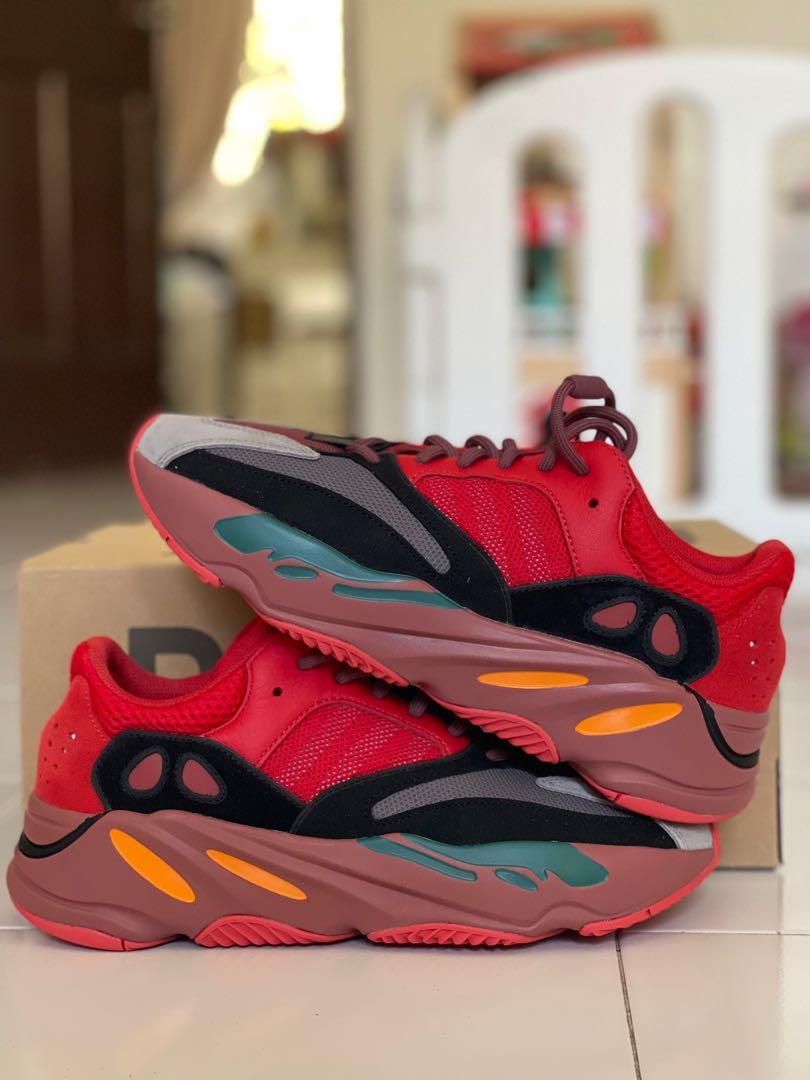 Red yeezy 700 new arrivals