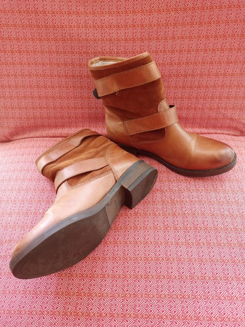 ALDO leather boots Women s Fashion Footwear Boots on Carousell