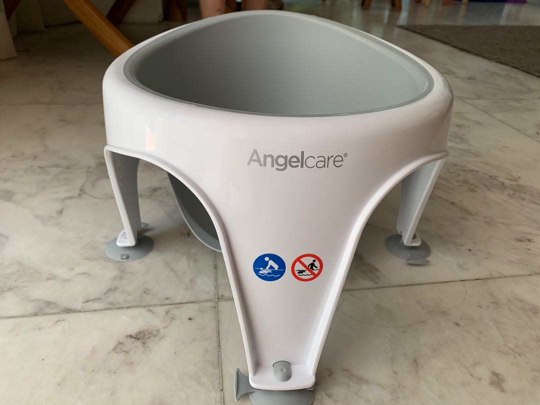 Angelcare bath seat, Babies & Kids, Bathing & Changing, Bathtub & Bath