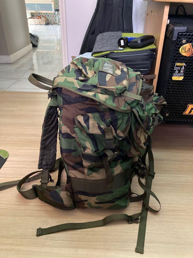 Authentic Army backpack, Women's Fashion, Bags & Wallets, Backpacks on