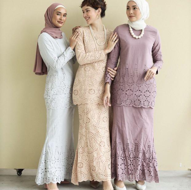 Baju kurung cotton eyelet, Women's Fashion, Muslimah Fashion, Baju Kurung &  sets on Carousell