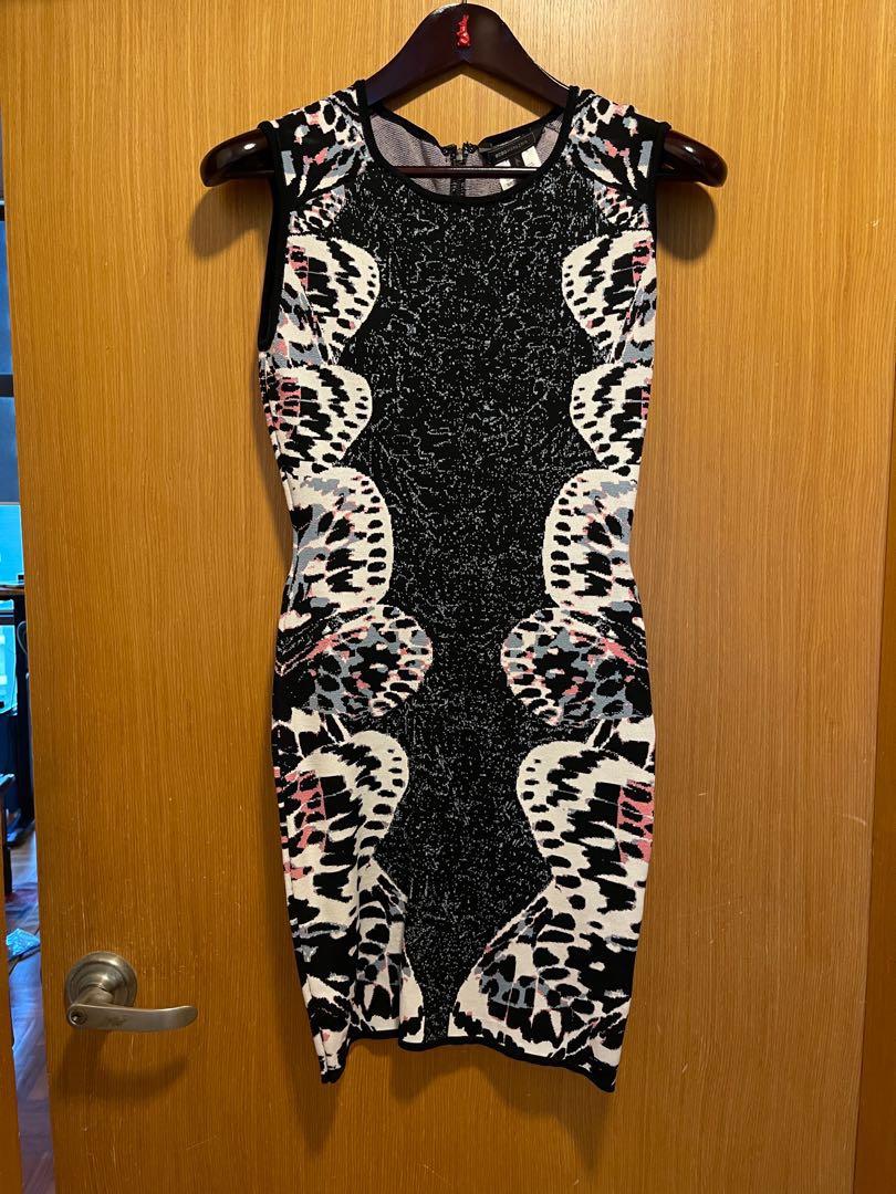 Bcbg tulip print shift dress outlet