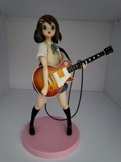 K-ON! Figure - 2011 Hirasawa Yui w/ Guitar - Banpresto SQ 8