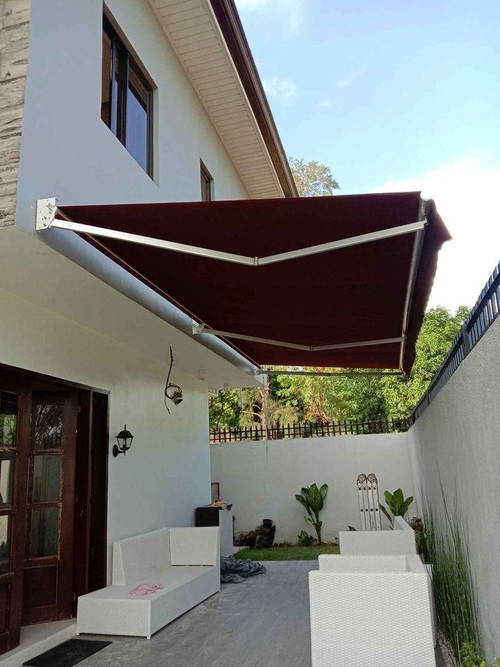 BODEGA PRICE!! Heavy Duty Retractable Awning Canopy ( Manual and