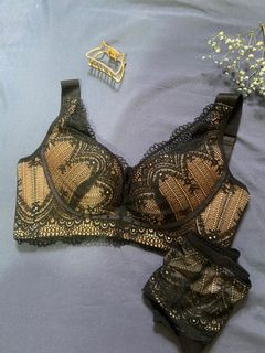 (Category: ) located in . Submitted by clearoffitems (Listing ID 1176908132, Image 1). Description: .