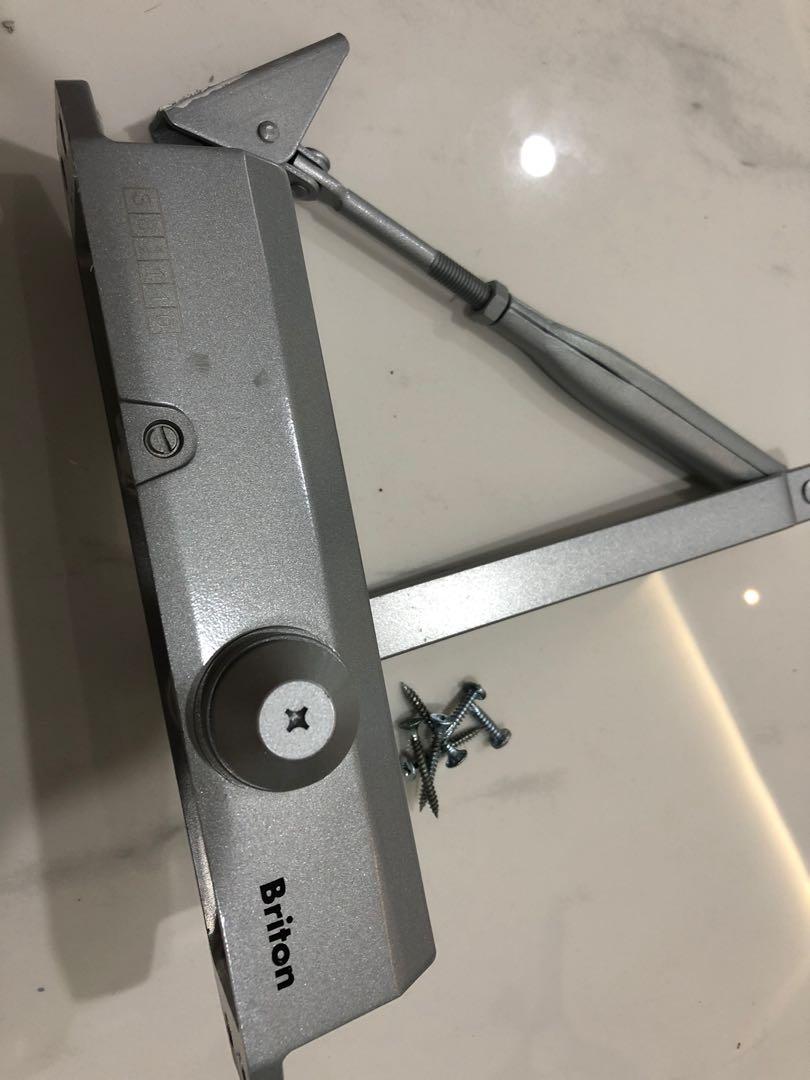 Briton Door closer, Furniture & Home Living, Security & Locks, Locks