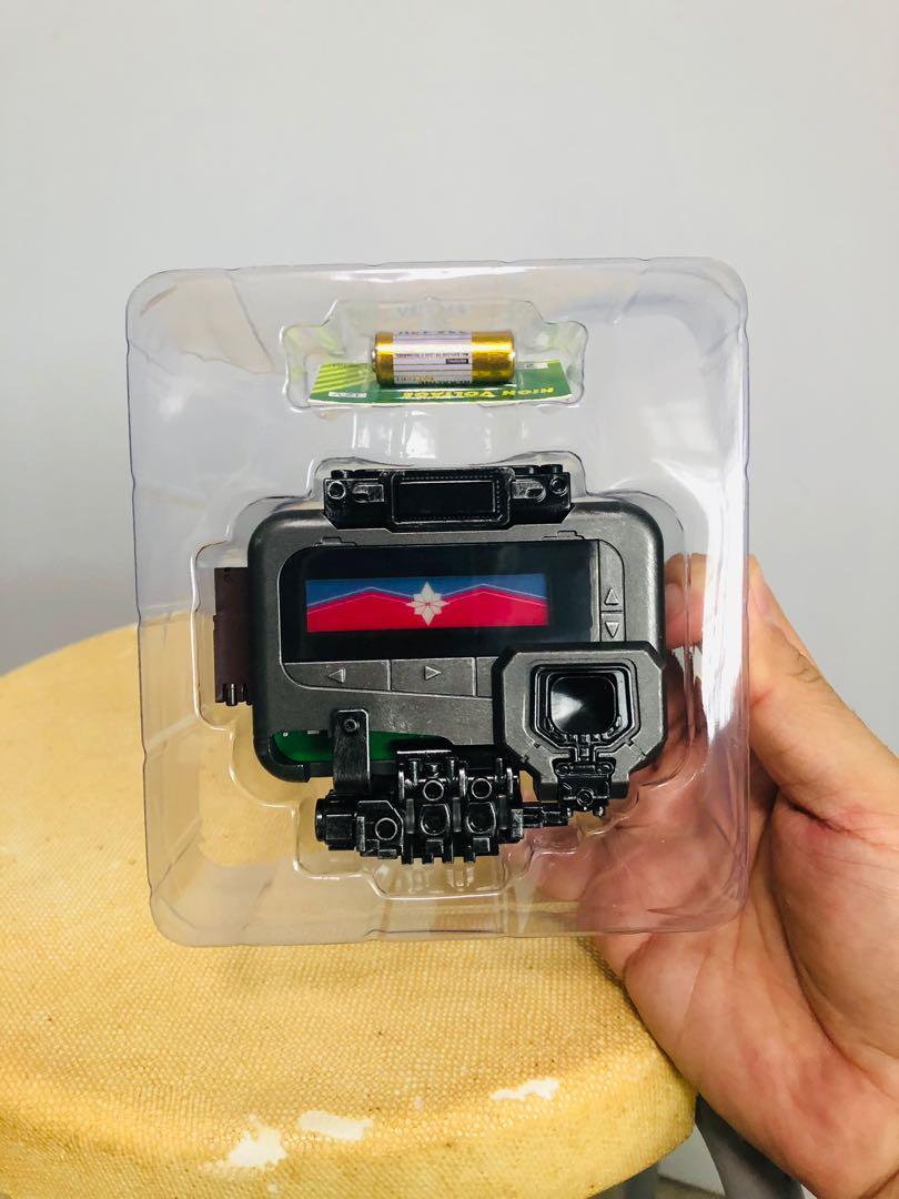 Captain Marvel pager beeper life sized NR Toys 11 scale Avengers