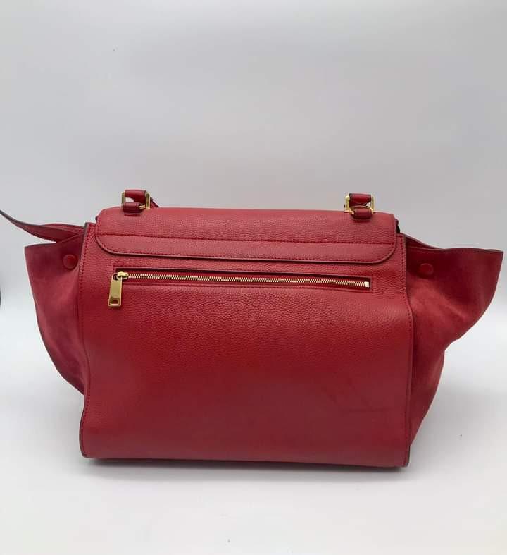 Celine Medium Trapeze Bag (Category: Luxury Bags & Wallets) located in Manila. Submitted by bagislifeshop (Listing ID 1176840147, Image 2). Description: ▪️Celine Medium Trapeze bag▪️ ☑️Available in Bacolod ✅Condition: 8.5/10 ✅Material: calf leather and suede ✅Inclusion: replacement dustbag and short strap.