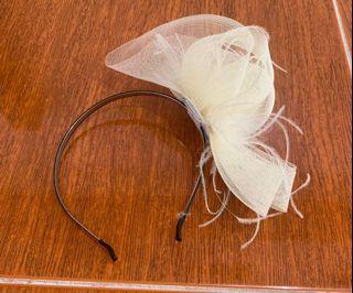 Cream vintage mesh net fascinator headband / Lolita Headdress