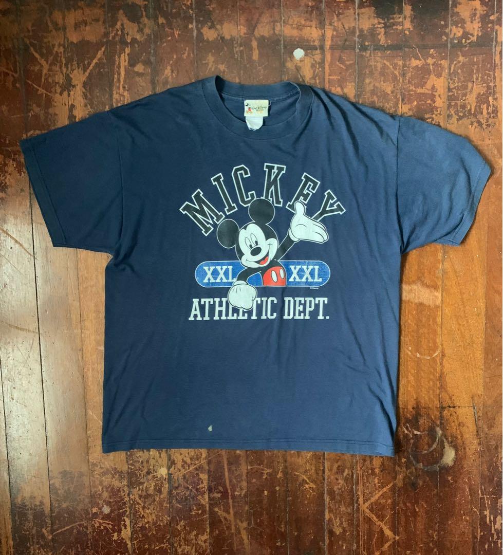 Disney Mickey Tee (Navy) (Category: Tshirts & Polo Shirts ) located in Quezon City. Submitted by _pbmt (Listing ID 1176876722, Image 1). Description: Issues: cracked print, fading, stain near the hem. - 24 x 28.5 - shoulders: 23 - sleeves 8 MOPs: BPI/Gcash Strictly no meet-ups.