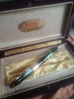 Duke 14k Fountain Pen Bright Pearl in the Dark Green Sea Medium Nib Gfit Box Set
