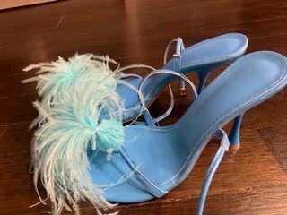 Fluffy shoe
