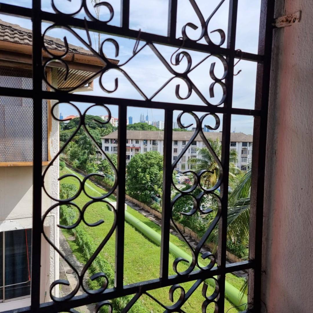 Freehold Corner Unit Rampai Court Apartment Property For Sale on