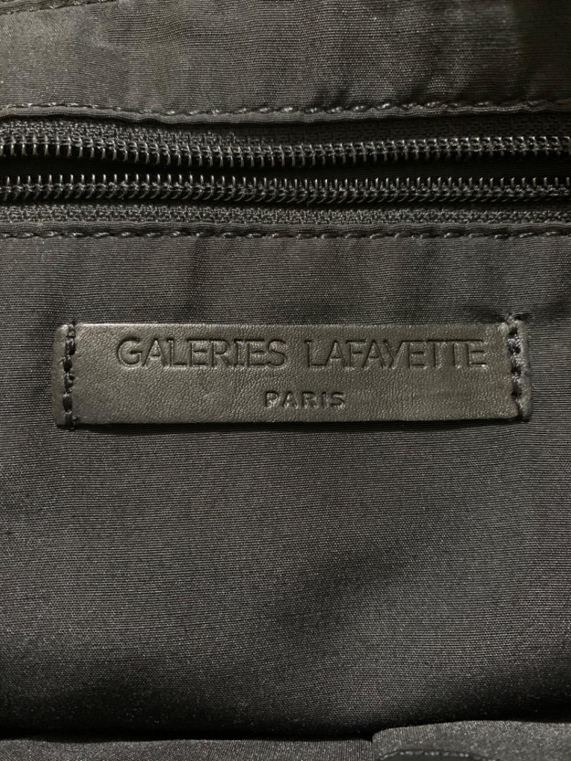 galerie lafayette yeezy