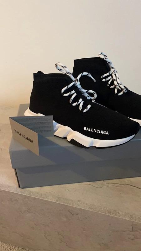 Balenciaga sale sock laces