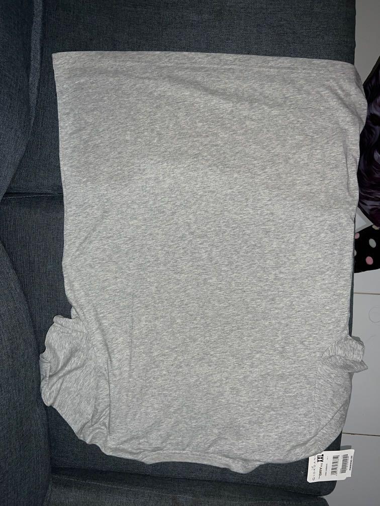 Giordano muscle tee in gray (Category: Tshirts & Polo Shirts ) located in Marikina City. Submitted by rasibal07 (Listing ID 1177019465, Image 3). Description: Size: XXL.