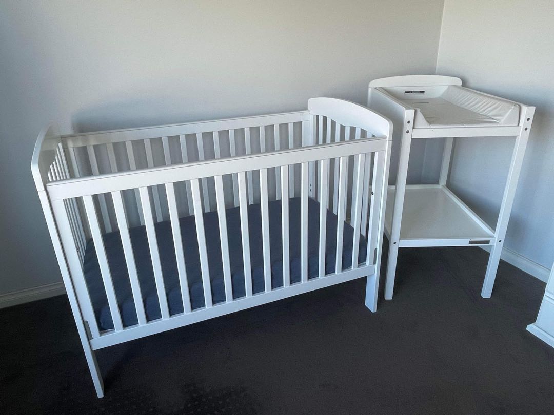 Grotime cot and change table top