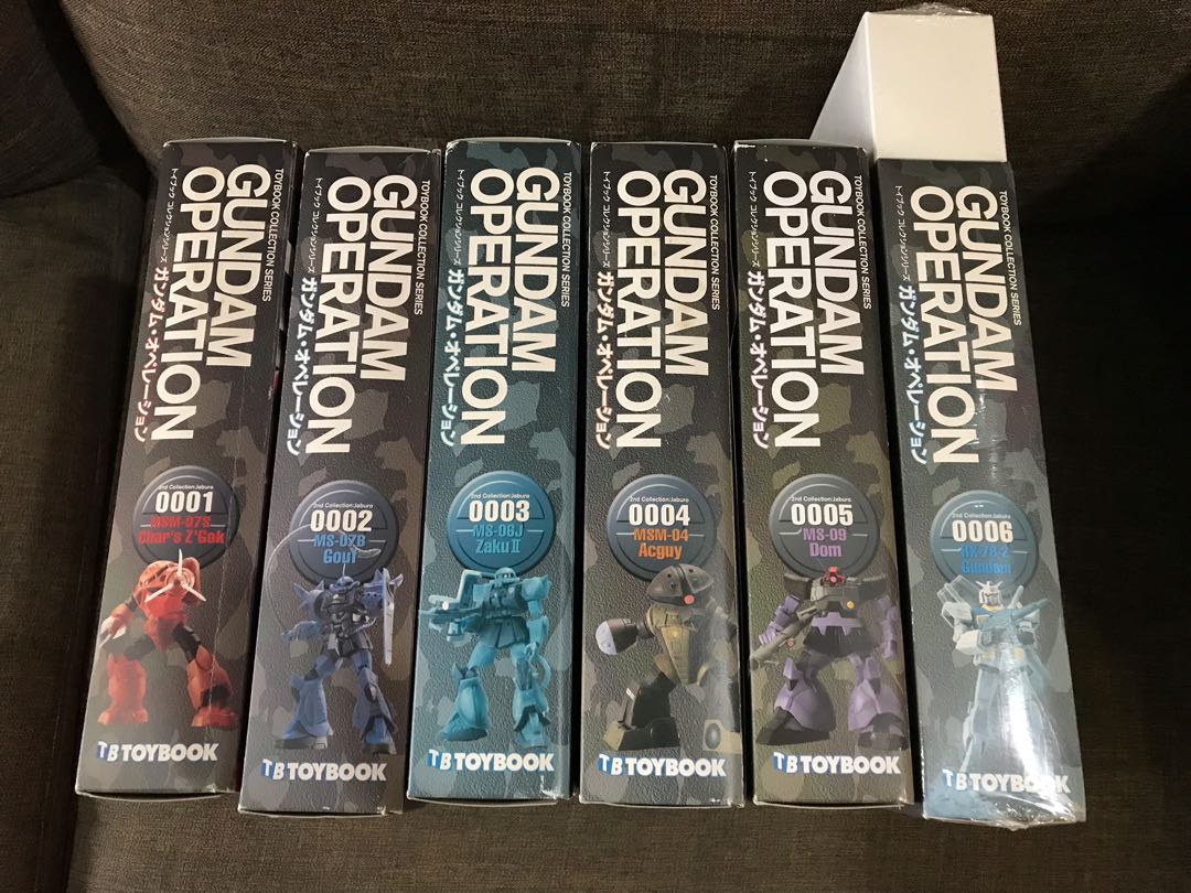Lot Toybook Collection Gundam Operation - RX-78 + Zaku II - Bandai 1986