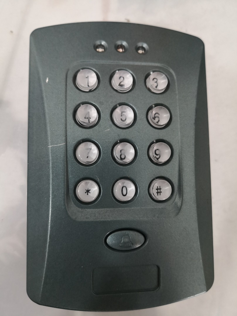 IDGBC2880 DOOR ACCESS KEYPAD, Furniture & Home Living, Security