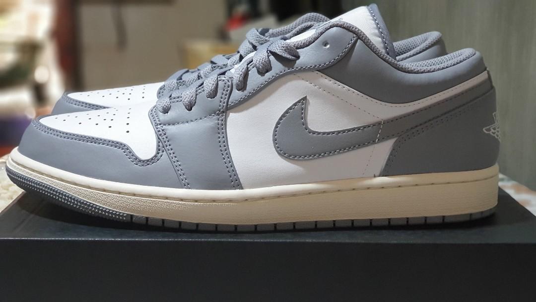 Jordan 1 low "Vintage Grey" 10.5 (Category: Sneakers) located in Quezon City. Submitted by gerry051 (Listing ID 1176887807, Image 3). Description: WTS/FS BNDS & Unfitted 💯 Jordan 1 Low "Vintage Grey" 🌫 ✔ sz.10.5 men's ✔Complete OG with O.R. ✔Nike Release ✔No flaws or issues ✔Legit Message if intrested Can ship or do meet up in QC area.
