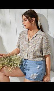 Shein Lapel neck ditsy floral blouse