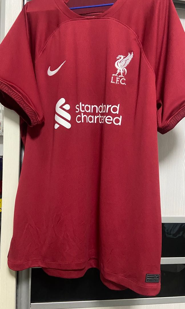 pink liverpool jersey