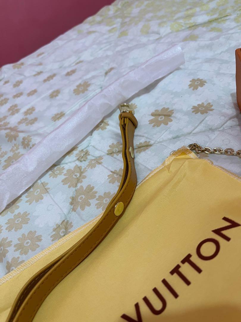 LOUIS VUITTON MUSTARD BAGUETTE BAG (Category: Luxury Bags & Wallets) located in Marilao. Submitted by graceeeeee_ (Listing ID 1175195444, Image 2). Description: brand new baguette bag!! louis vuitton!! pm for more pics!!.